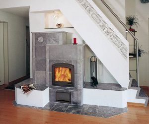 https://cdn.homedit.com/wp-content/uploads/2012/05/storage-ideas-under-stairs-in-livingroom7.jpg