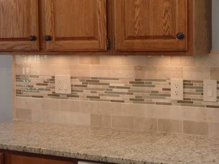 Pretty Accent Subway Backsplash 